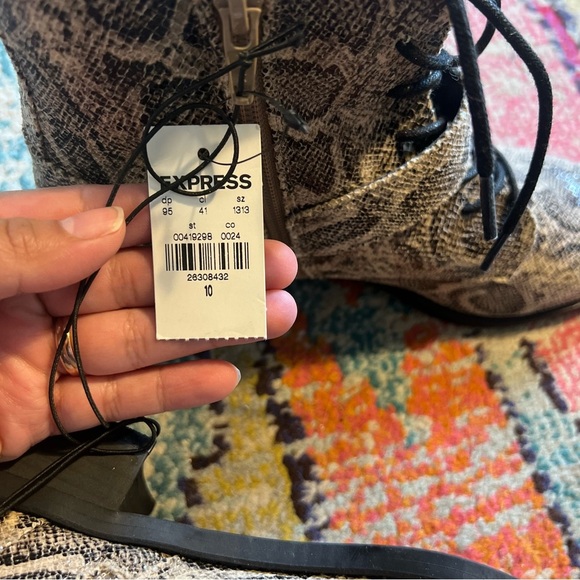 Express boots animal print women’s size 10 - Picture 6 of 6